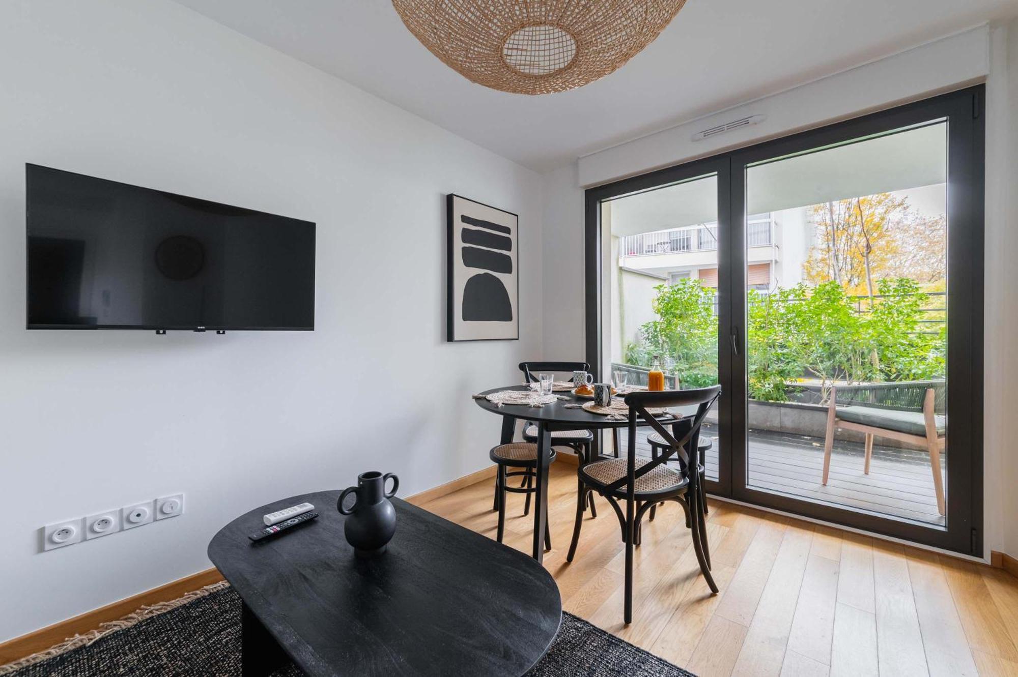 Appartement Lumineux Avec Terrasse Courbevoie - 4P - Flat-Guest מראה חיצוני תמונה