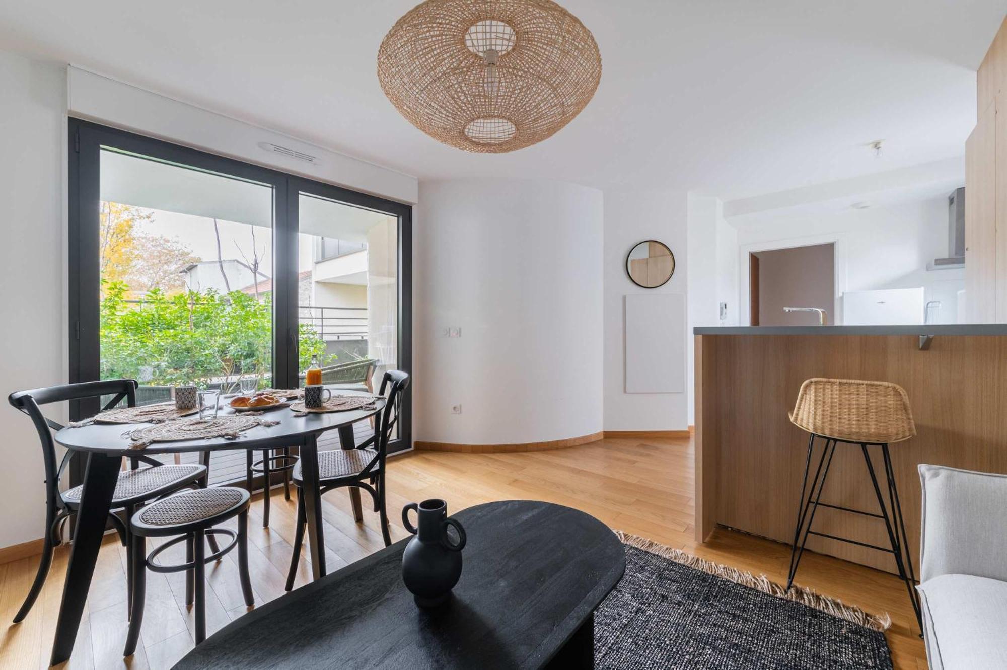 Appartement Lumineux Avec Terrasse Courbevoie - 4P - Flat-Guest מראה חיצוני תמונה